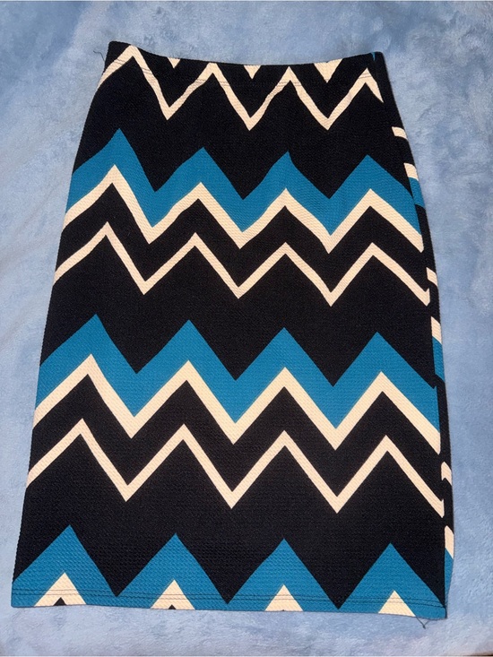 Dgny Dresses & Skirts - ⬇️FINAL PRICE DROP!Dgny~Cute & Comfy Pencil Skirt